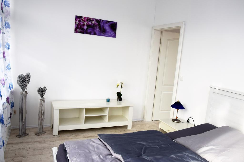 Urlaub Im Wintergarten Rostock-Lichtenhagen-Dorf Apartament Zewnętrze zdjęcie